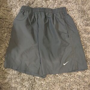 Nike Men's Athletic Shorts in Gray